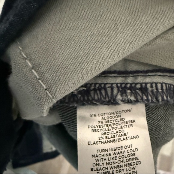 LOFT High Rise Slim Flare Pintucked Jeans Dark Blue TheKick Crop Jeans - Picture 11 of 12